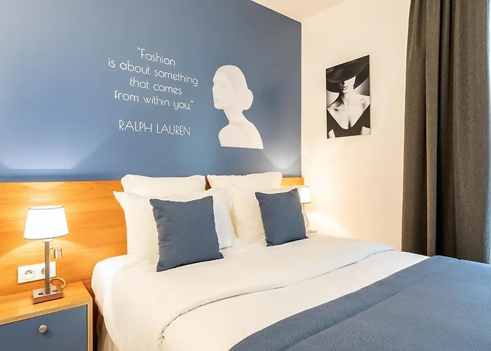 Eiffel Mademoiselle Hotel 4*