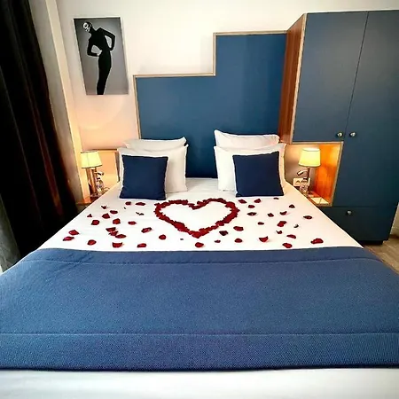 Eiffel Mademoiselle Hotel 4*