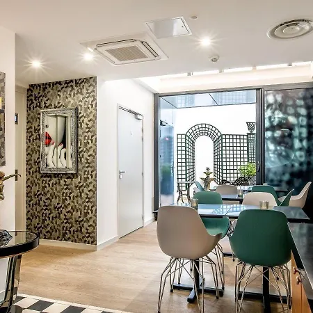 Отель Eiffel Mademoiselle 4*