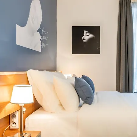 Eiffel Mademoiselle Hotel Paříž