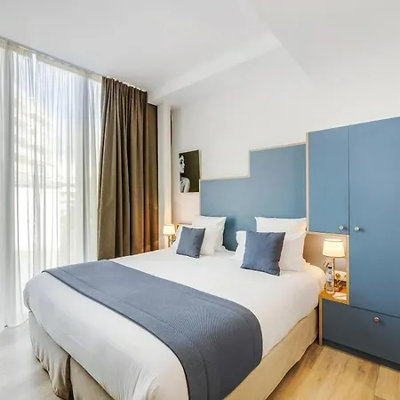 Hotel Eiffel Mademoiselle 4*