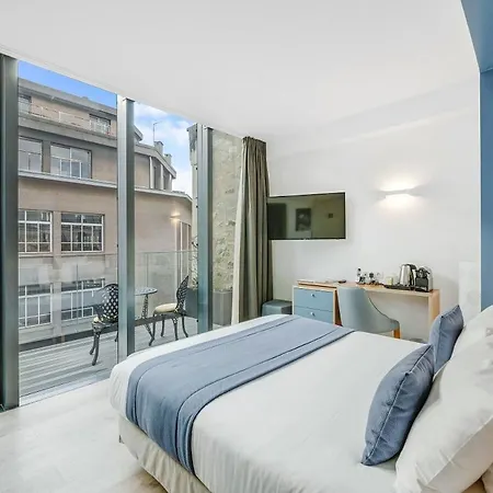 Hotel Eiffel Mademoiselle