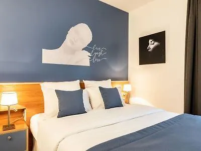 Hotell Eiffel Mademoiselle