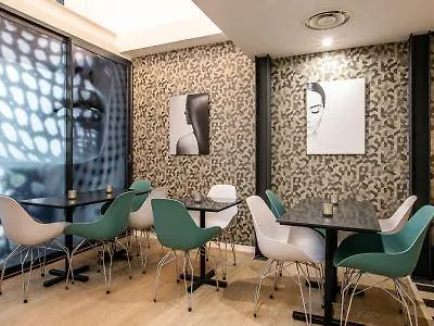 Ξενοδοχείο Eiffel Mademoiselle 4*