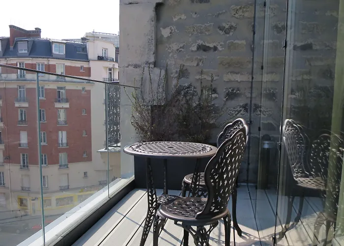 Eiffel Mademoiselle 4*